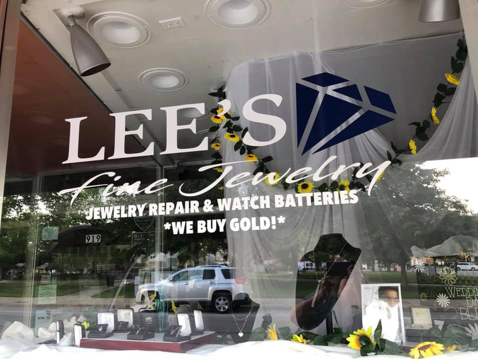 Lee's Fine Jewelry shop window - Breese, IL