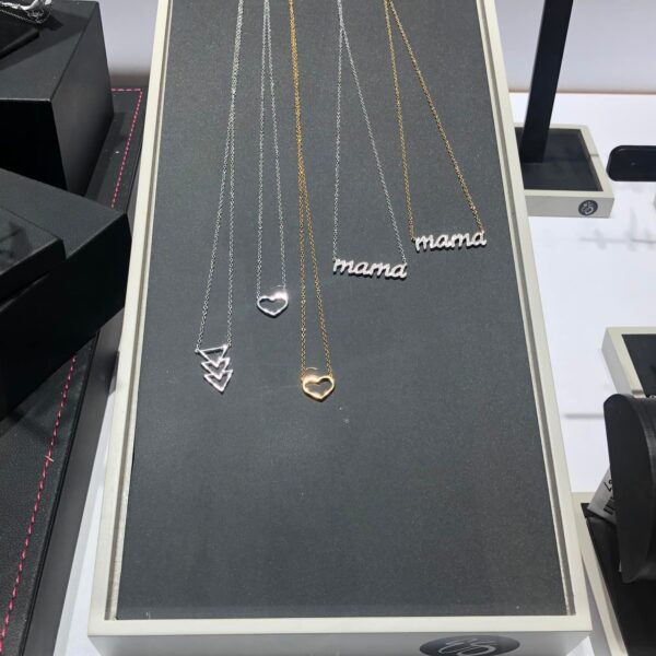 Lee's Fine Jewelry showroom display - Highland, IL